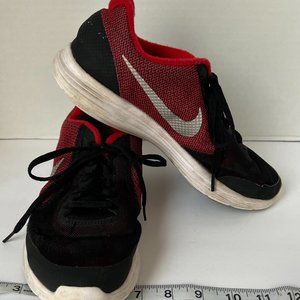 Nike Revolution Athletic Shoes Sneakers 7YW Youth Wide - Discounted Shipping